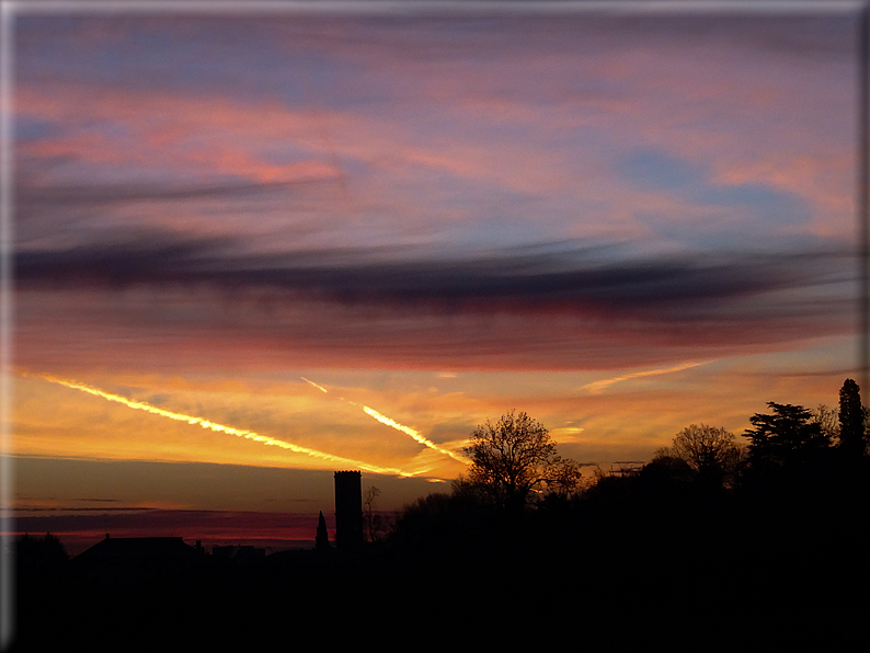 foto Alba e tramonto a Rossano Veneto